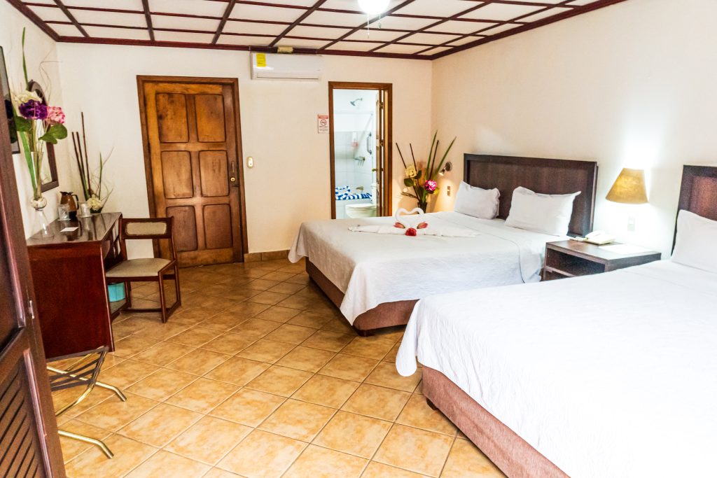Habitación del Hotel El Tucano Resort - alojamiento confortable en San Carlos, Costa Rica